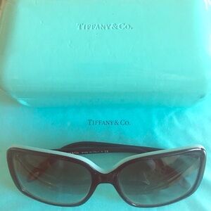 COPY - Authentic Tiffany & Co. Sunglasses with Case